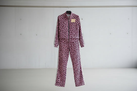 tuta donna rosa