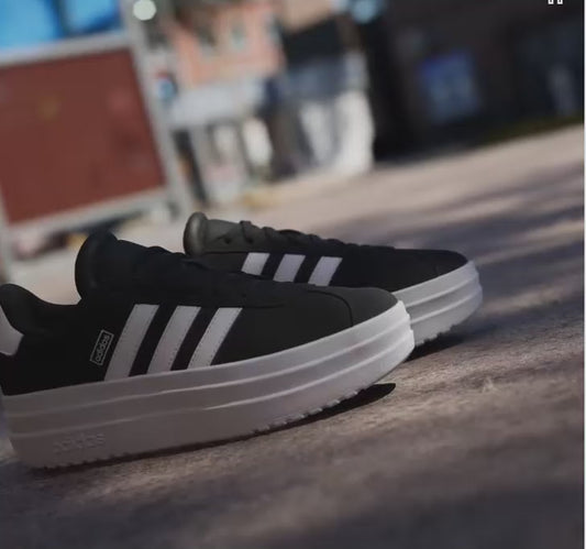 Sneakers adidas nera